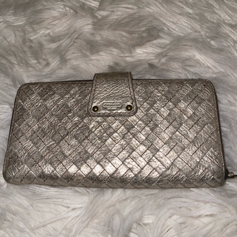 Coach Gold Buckle Long Wallet - Picture 3 of 5